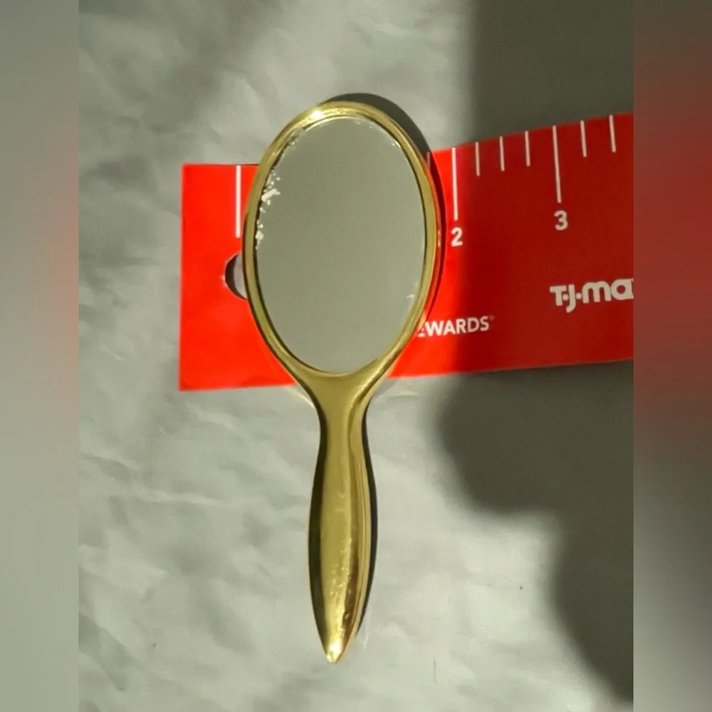 Cute Mini Hand Mirror - Picture 2 of 3